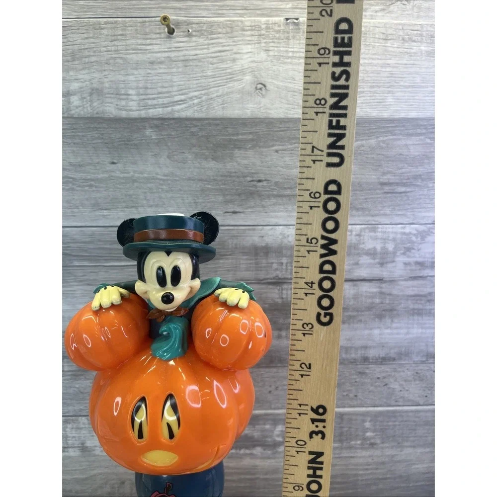 Walt Disney World Land Parks Mickey Mouse Halloween Pumpkin Light Up Bubble Wand - Picture 11 of 13